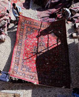 بررسی سلامت فرش در قالی شویی جوادیه 